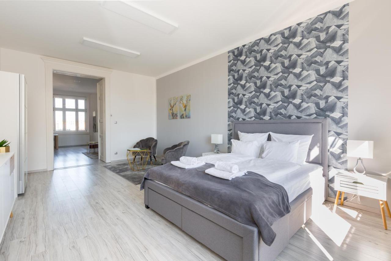 Designer Apartment On The Budapest Broadway With 2Br And Ac מראה חיצוני תמונה